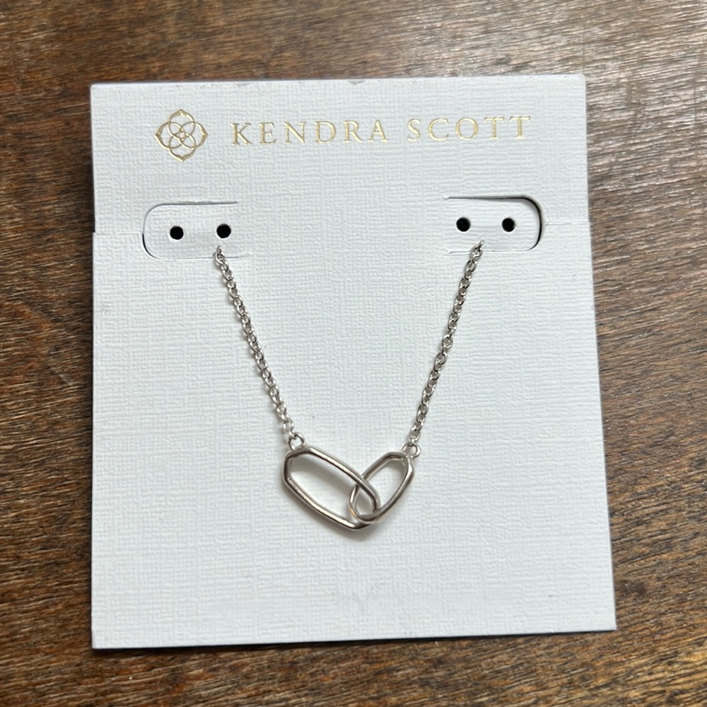 Kendra Scott silver plated necklace
